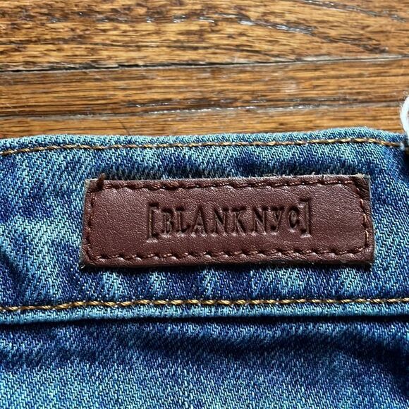 Blank NYC Way Back When Raw Hem Distressed Jean Mini Skirt - Picture 4 of 6